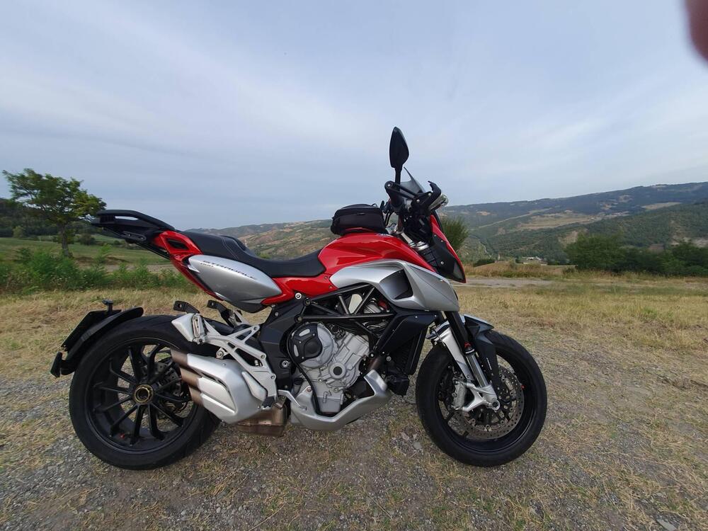 MV Agusta Stradale 800 EAS ABS (2015 - 17) (3)