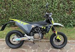 Husqvarna 701 Supermoto (2023 - 24) usata