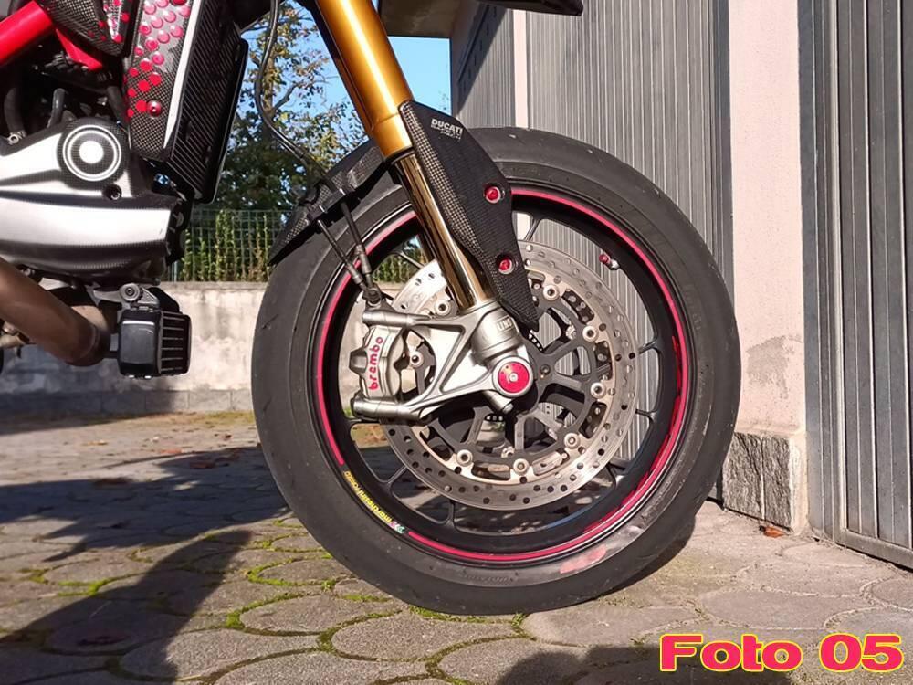 Ducati Hypermotard 939 SP (2016 - 18) (5)