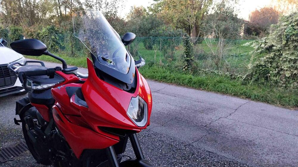 MV Agusta Turismo Veloce 800 Rosso (2021 - 23) (4)