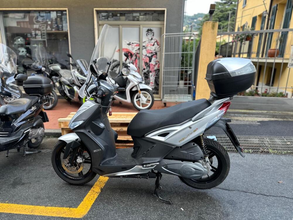 Kymco Agility 200i R16 + (2014 - 17) (3)