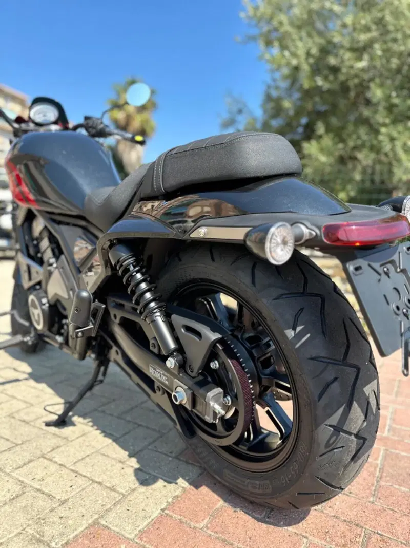 Moto Morini Calibro Custom (2024 - 26) (7)