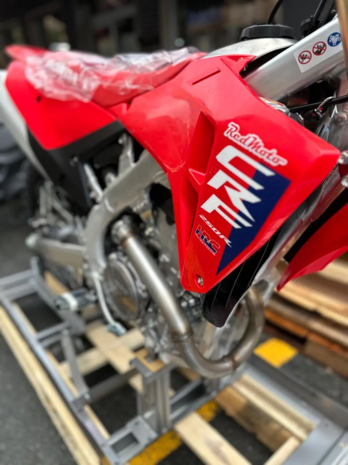 Honda CRF 250R (2025) (4)