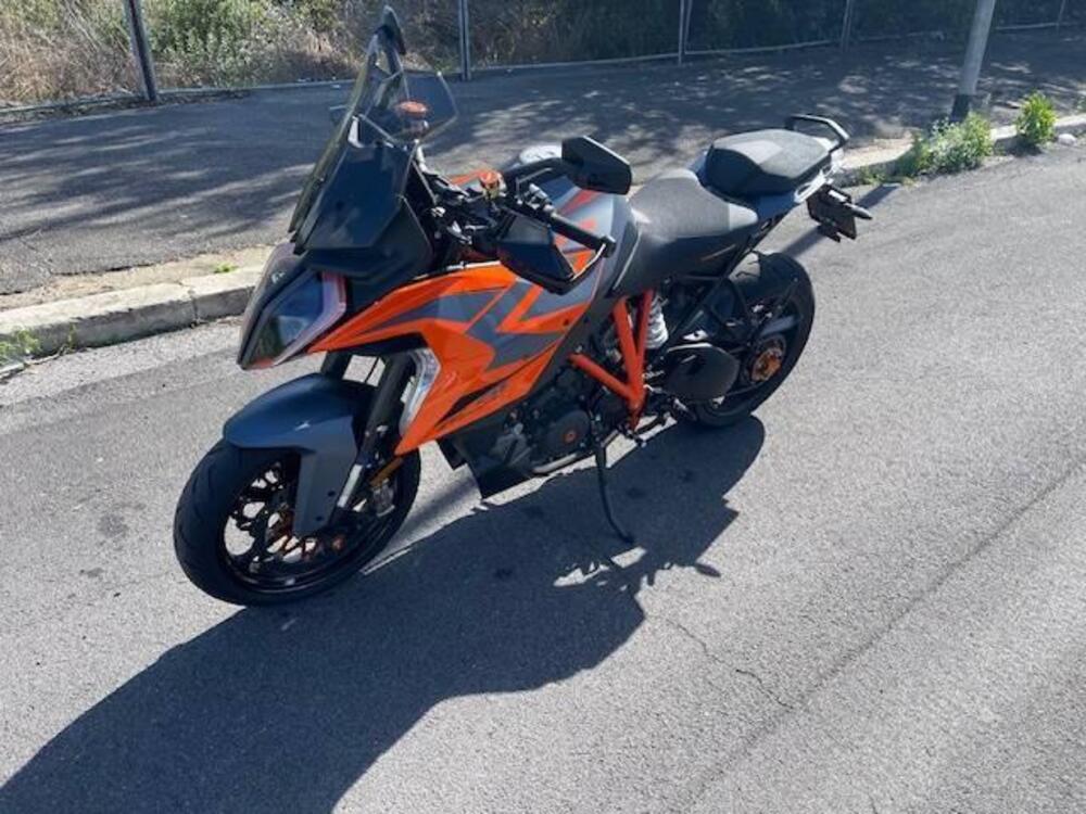 KTM 1290 Super Duke GT (2022 - 24) (3)