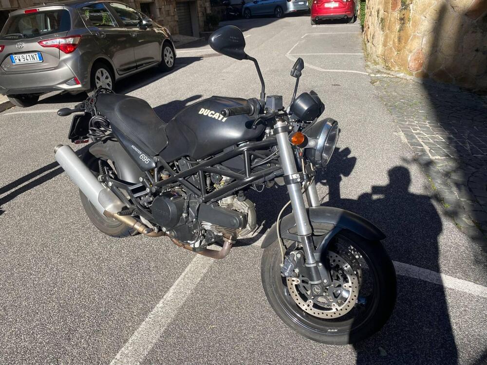 Ducati Monster 695 (2006 - 08) (2)