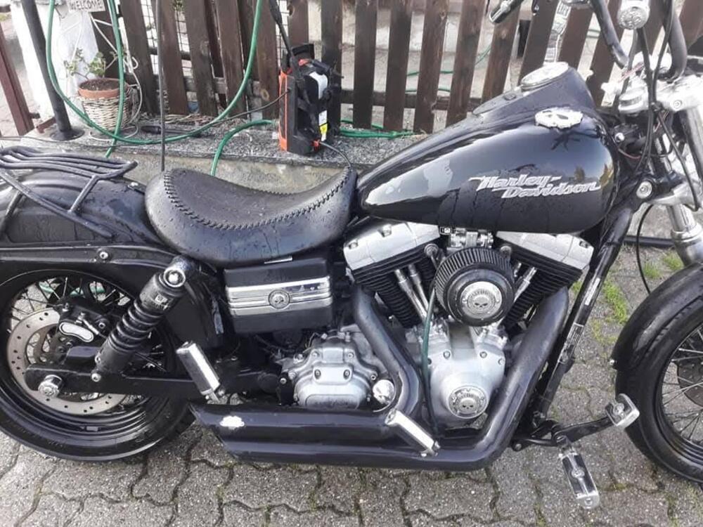 Harley-Davidson 1584 Street Bob (2008 - 15) - FXDB (4)