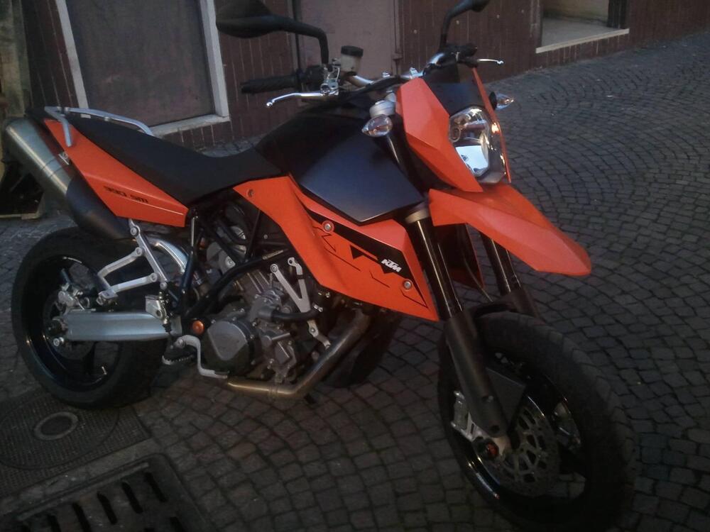 KTM 990 Supermoto (2007 - 08) (2)