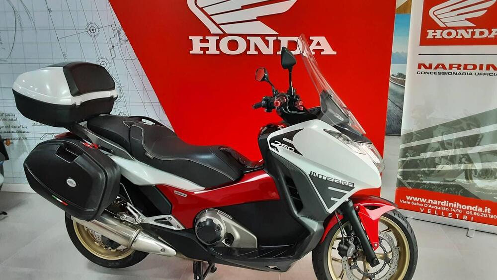 Honda Integra 750 DCT ABS (2014 - 15) (2)