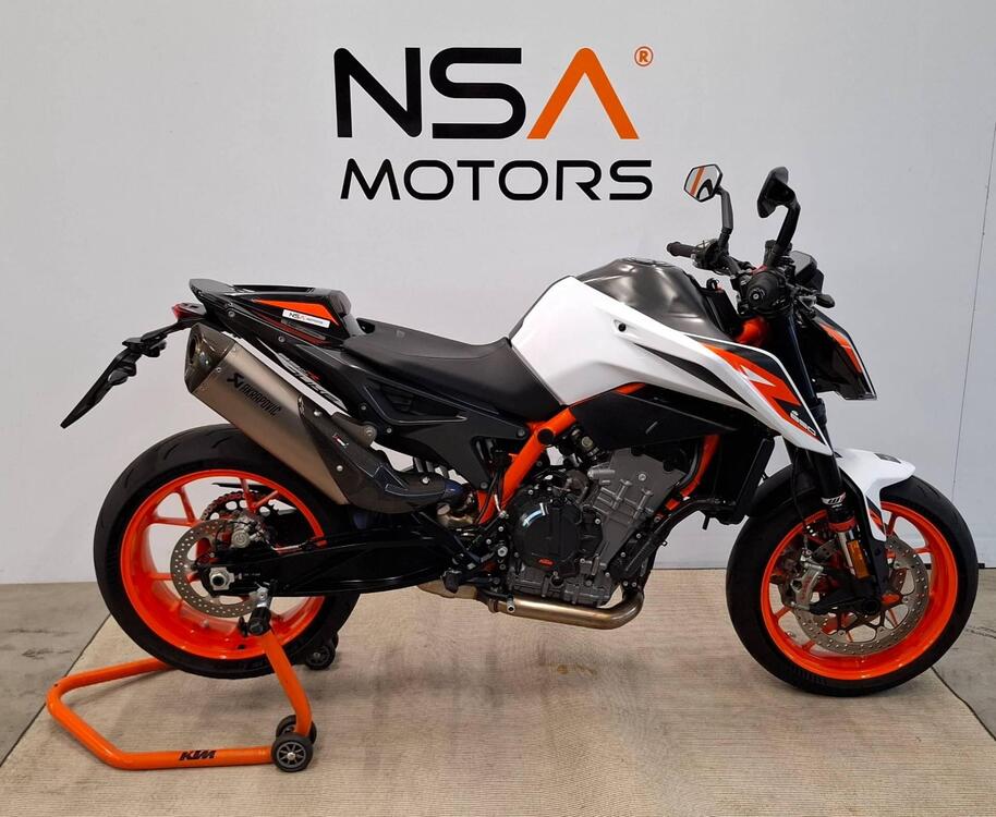 KTM 890 Duke R (2021) (3)