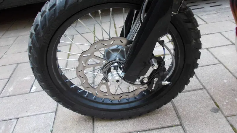 Swm Superdual 600 X (2025 - 26) (3)