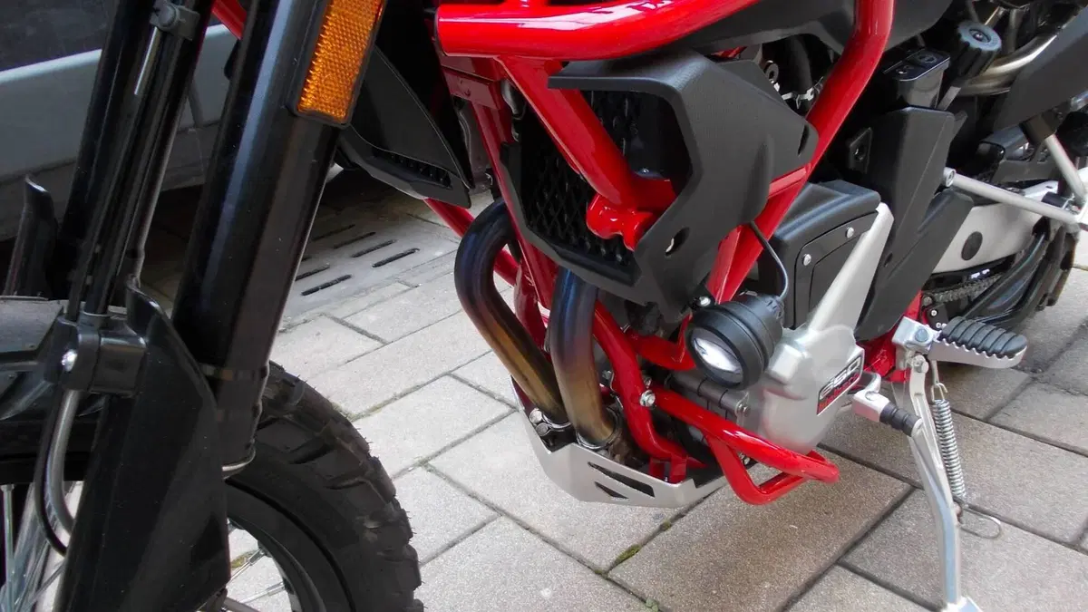 Swm Superdual 600 X (2025 - 26) (9)