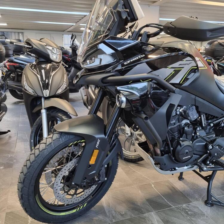 CFMOTO 800MT Explore (2023 - 25)