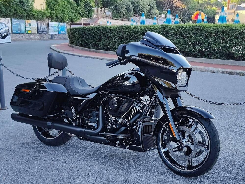 Harley-Davidson Street Glide (2024)