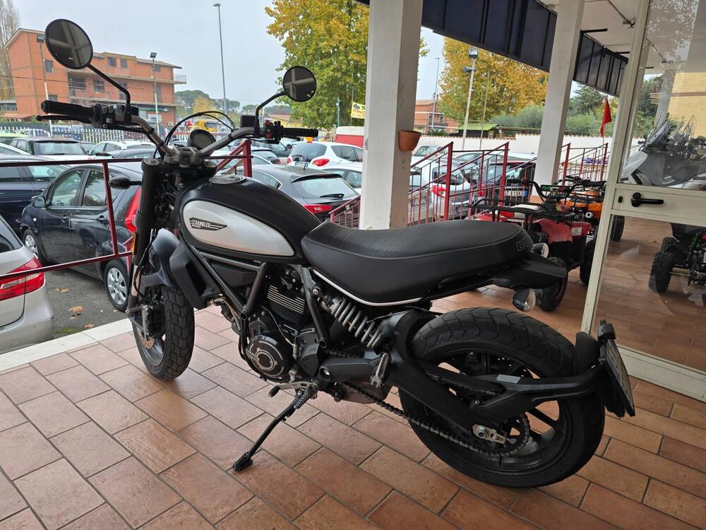 Ducati Scrambler 800 Icon (2021 - 22) (4)