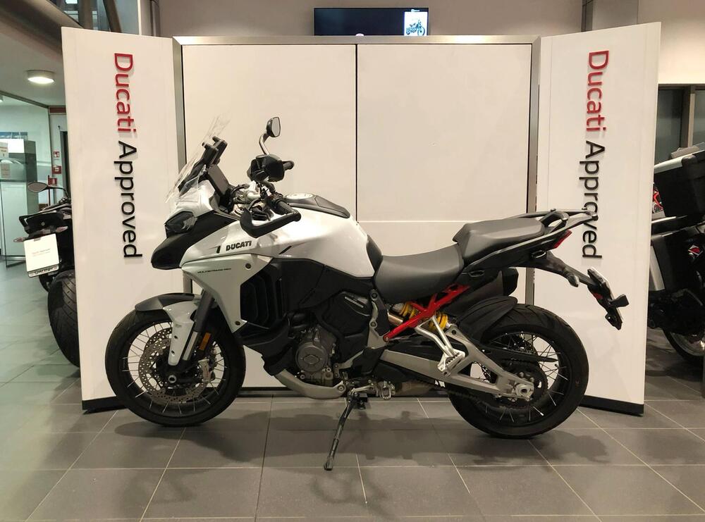 Ducati Multistrada V4 S (2025) (5)