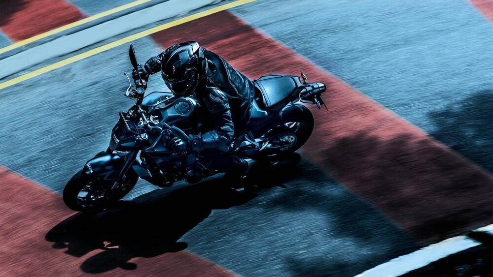 Yamaha MT-09 Y-AMT (2024 - 25) (3)