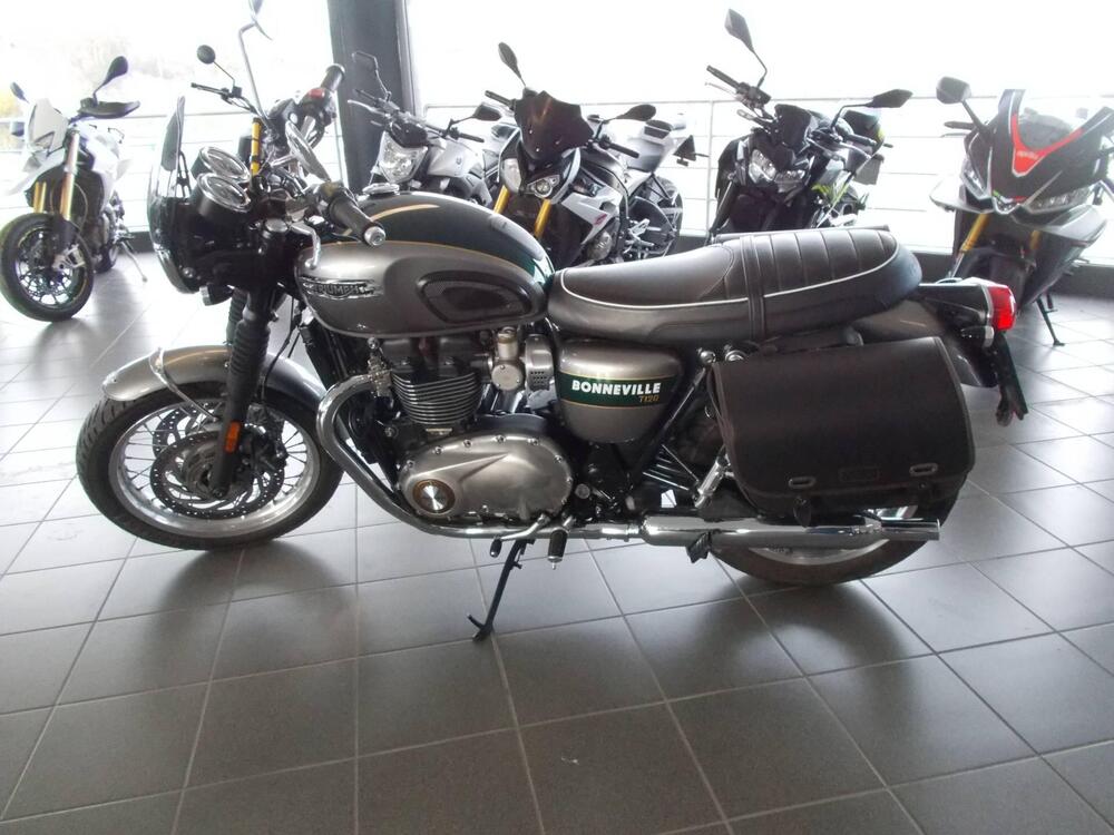 Triumph Bonneville T120 Gold Line Edition (2022 - 23) (5)