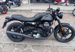 Moto Guzzi V7 Stone (2021 - 25) usata