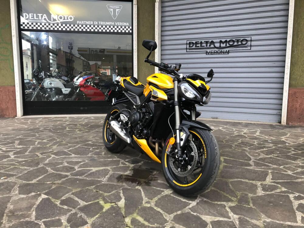 Triumph Street Triple 765 RS (2023 - 24) (2)