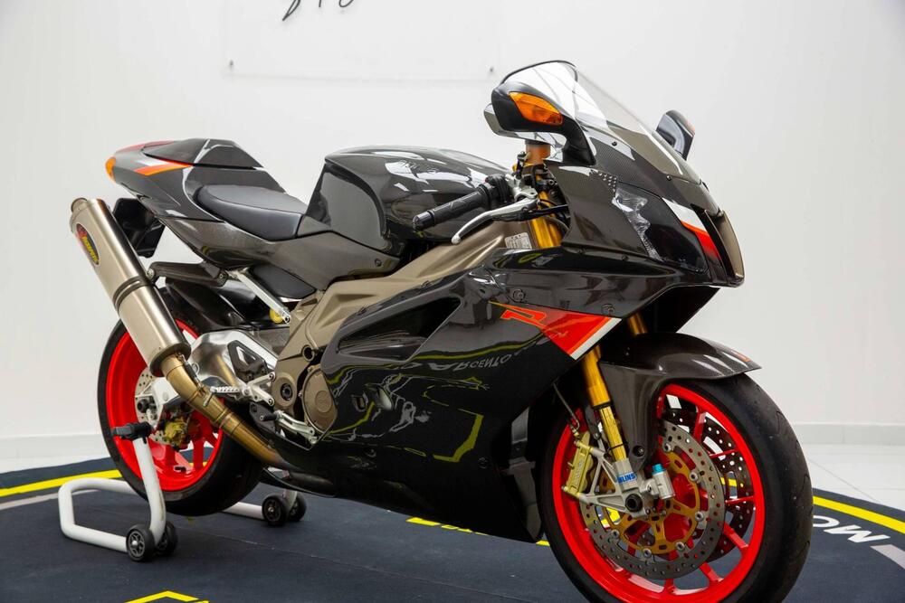 Aprilia RSV 1000 (2003 - 04) (2)