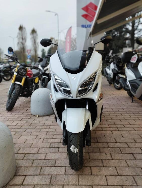 Suzuki Burgman AN 400 (2017 - 20) (2)