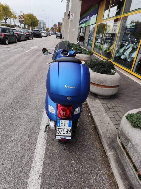 Vespa GTS 300 Super Sport Hpe (2019) (4)