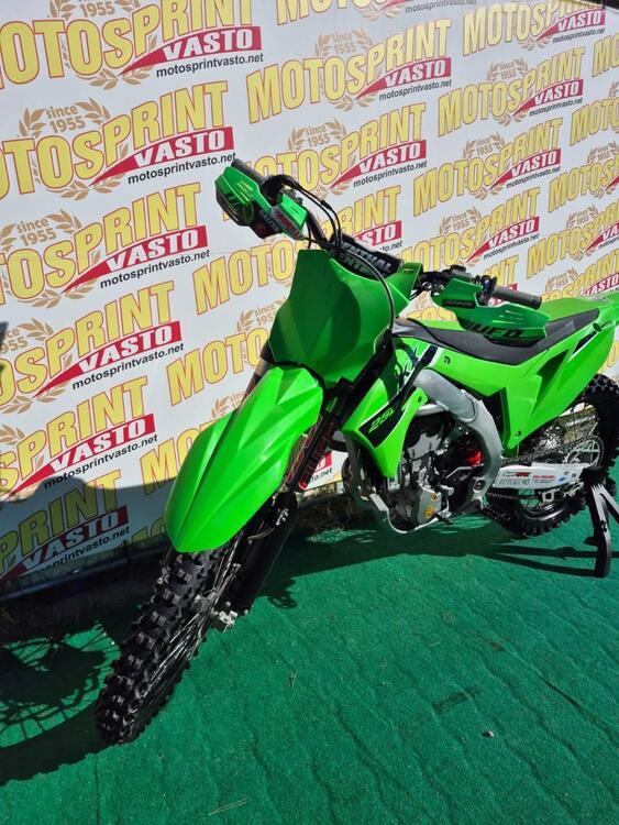 Kawasaki KX 250 F (2023) (3)