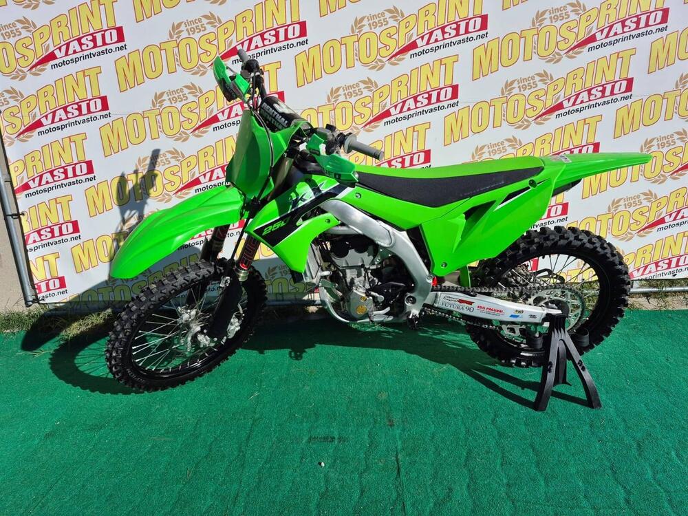 Kawasaki KX 250 F (2023) (4)