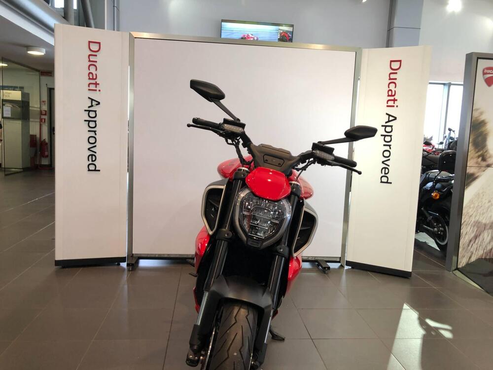 Ducati Diavel V4 (2023 - 25) (5)