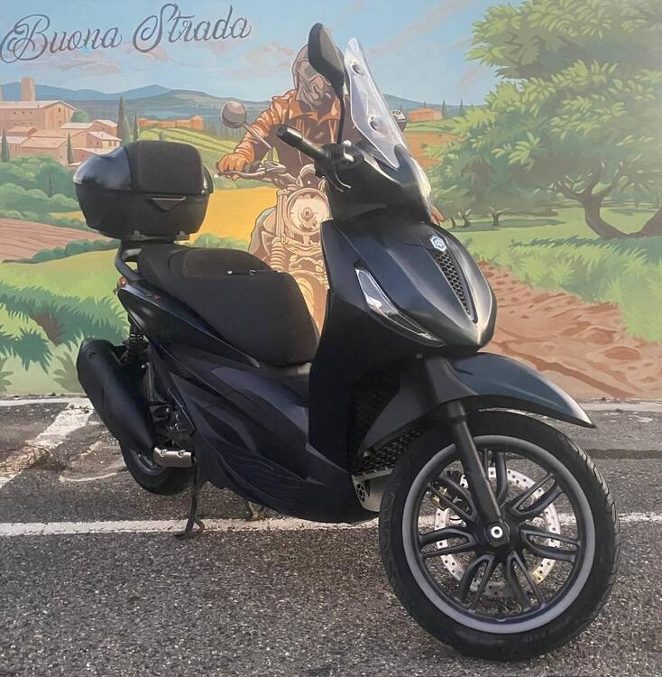 Piaggio Beverly 300 S (2021) (3)