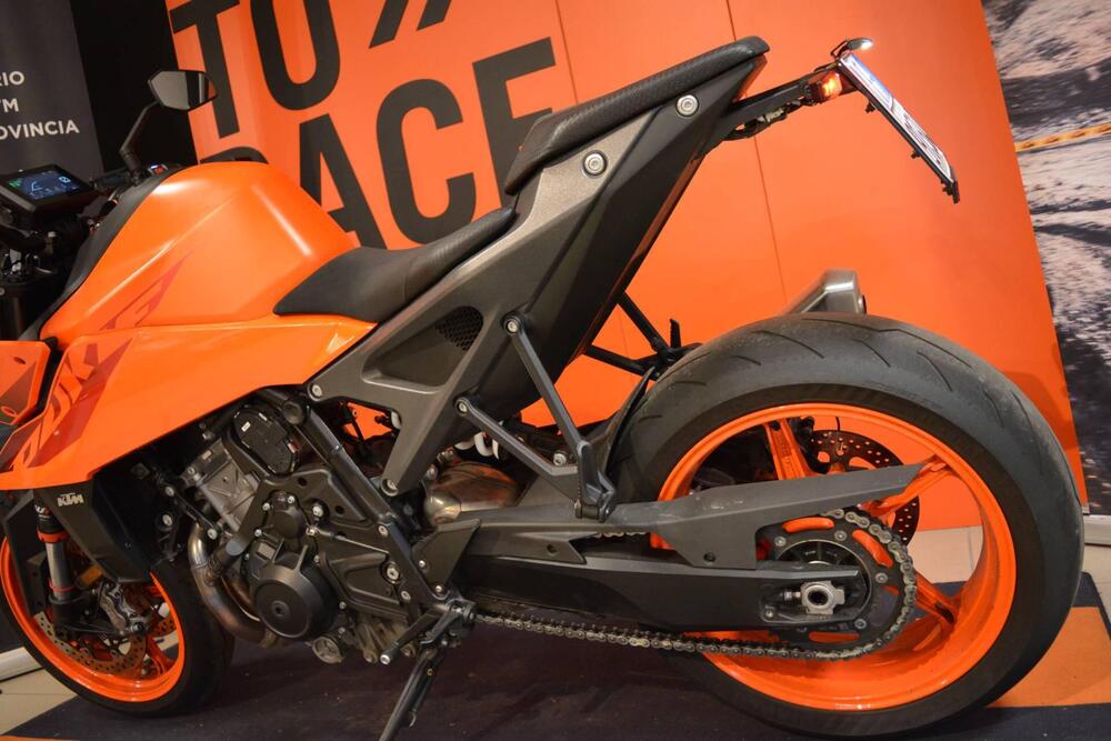 KTM 990 Duke (2024) (5)