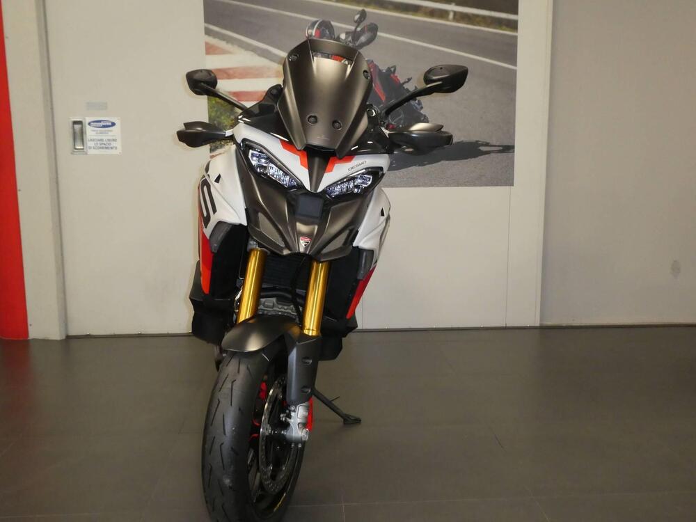 Ducati Multistrada V4 RS (2024) (2)