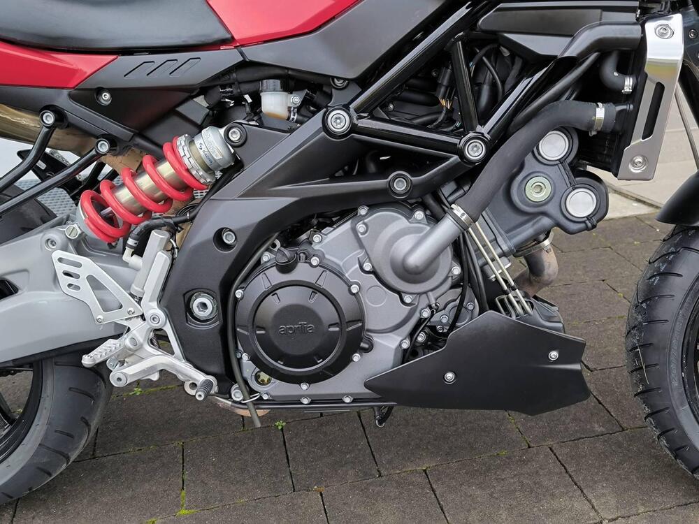 Aprilia Shiver 750 ABS (2010 - 17) (3)