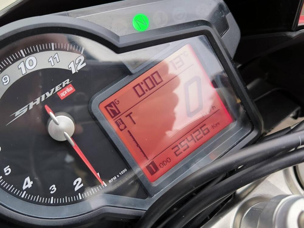 Aprilia Shiver 750 ABS (2010 - 17) (4)