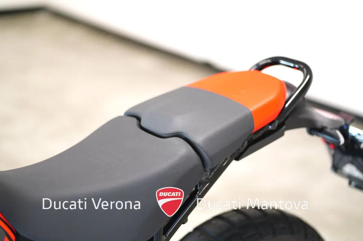 Ducati DesertX (2022 - 25) (18)