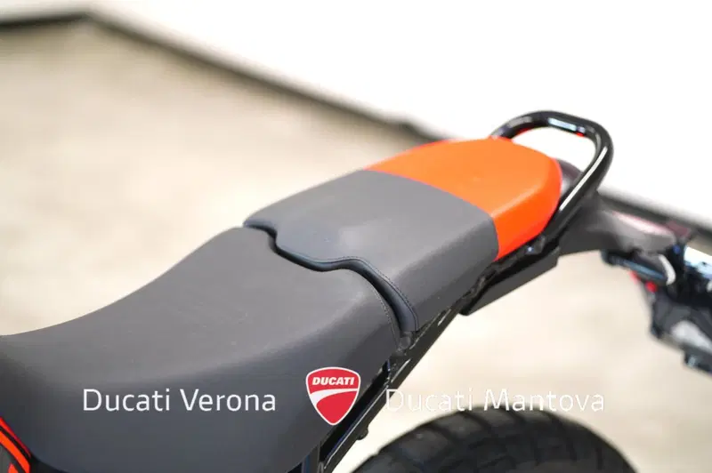 Ducati DesertX (2022 - 25) (18)