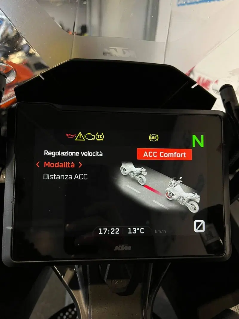 KTM 1290 Super Adventure S (2022 - 25) (8)