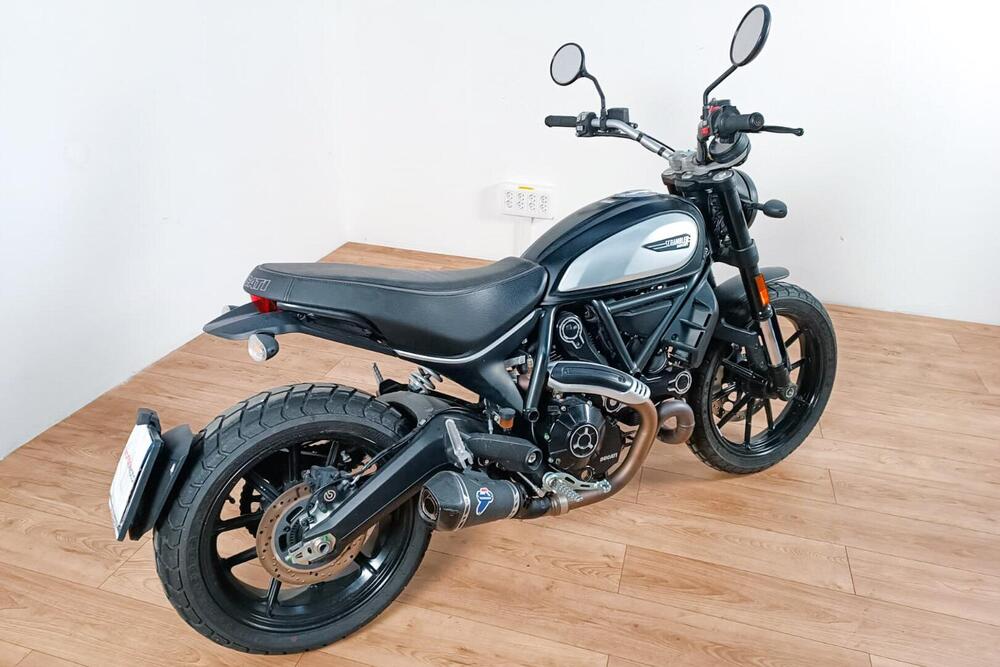 Ducati Scrambler 800 Icon Dark (2020) (3)