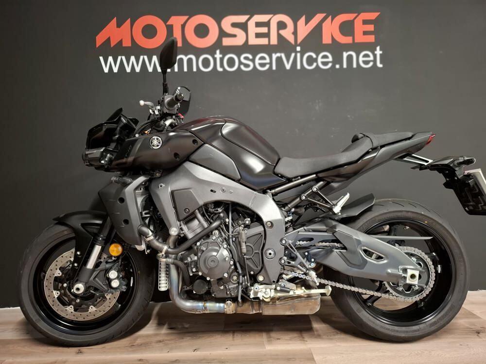 Yamaha MT-10 (2022 - 25)