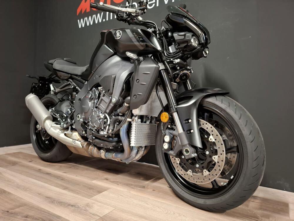 Yamaha MT-10 (2022 - 25) (5)