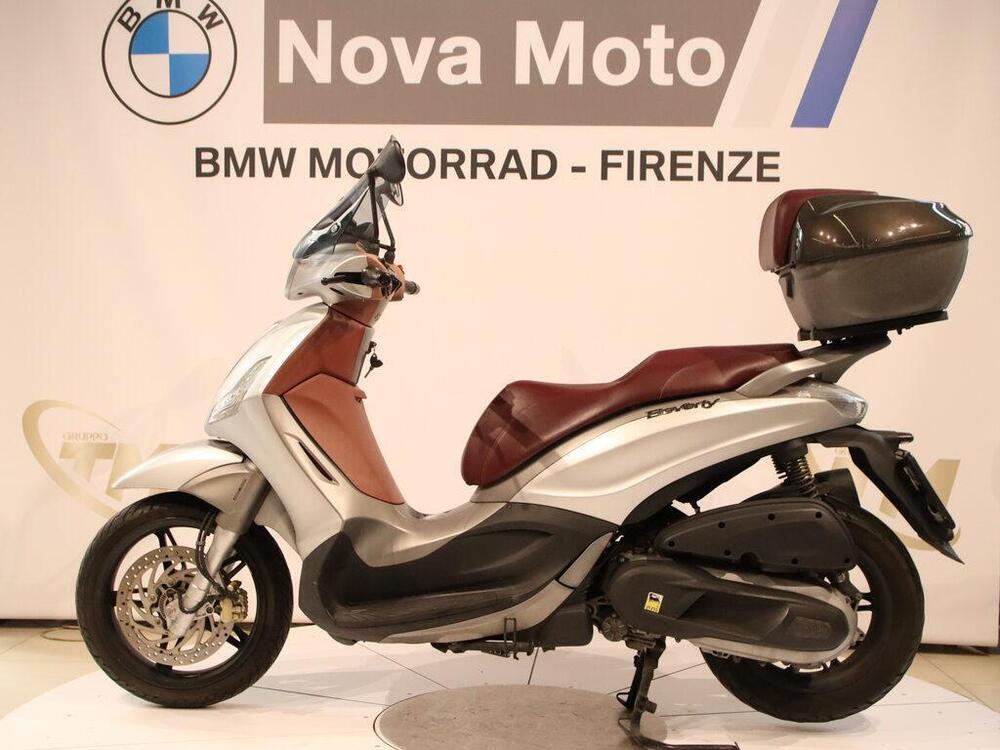 Piaggio Beverly 350 SportTouring ie ABS (2011 - 17)