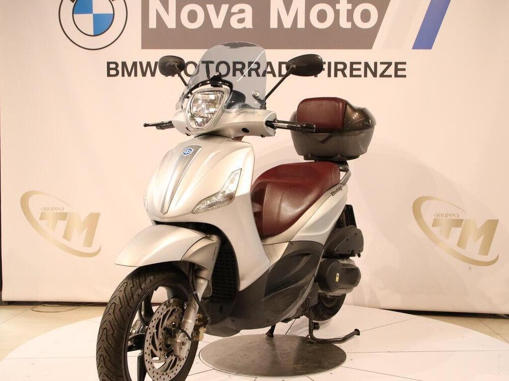 Piaggio Beverly 350 SportTouring ie ABS (2011 - 17) (3)