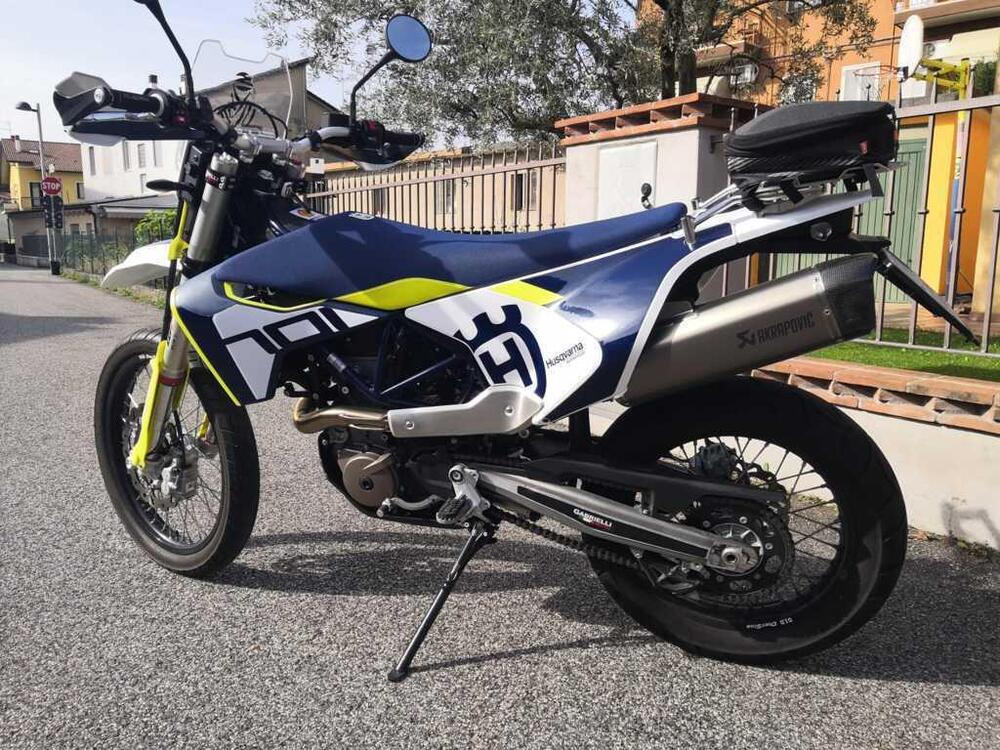 Husqvarna 701 Enduro (2022) (3)