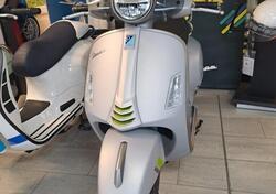 Vespa GTS 125 Super Tech (2023 - 24) usata