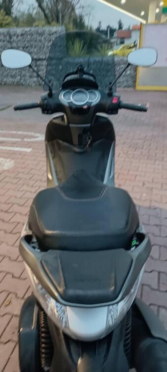 Piaggio Beverly 300 S i.e. ABS-ASR (2016 - 20) (3)