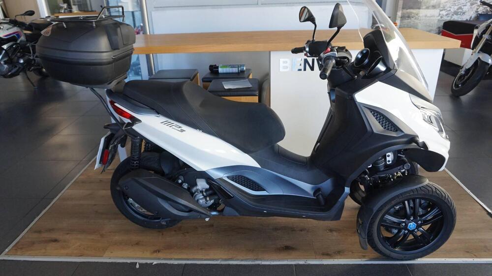 Piaggio MP3 300 ABS Hpe (2021 - 24) (4)