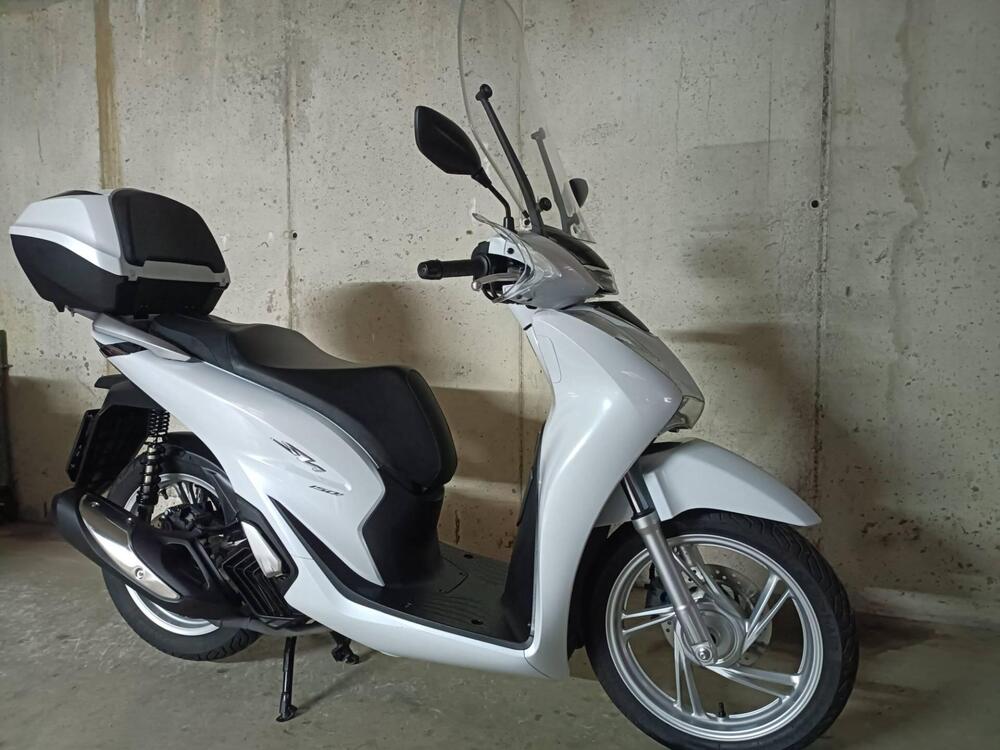 Honda SH 150i (2020 - 24) (2)