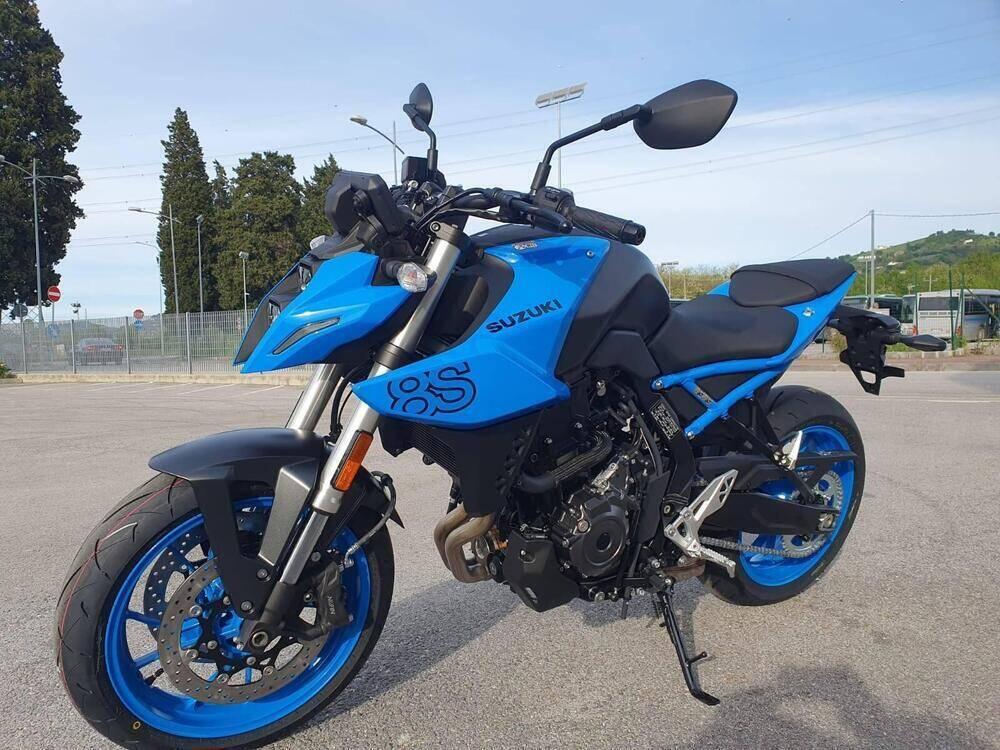 Suzuki GSX-8S (2023 - 24) (5)