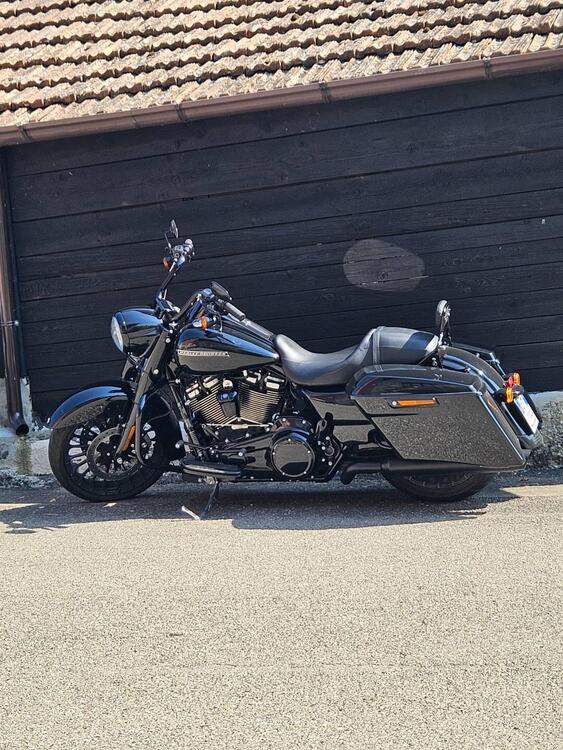 Harley-Davidson 107 Road King Special (2017 - 18) - FLHRXS (3)