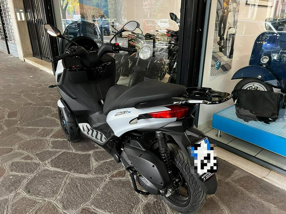 Piaggio MP3 310 Sport (2025) (3)